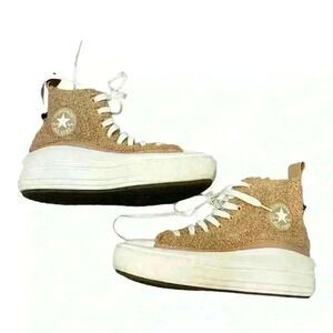 Converse Women’s Chuck Taylor All Star Move Cozy Utility Shoes Tan, size 6